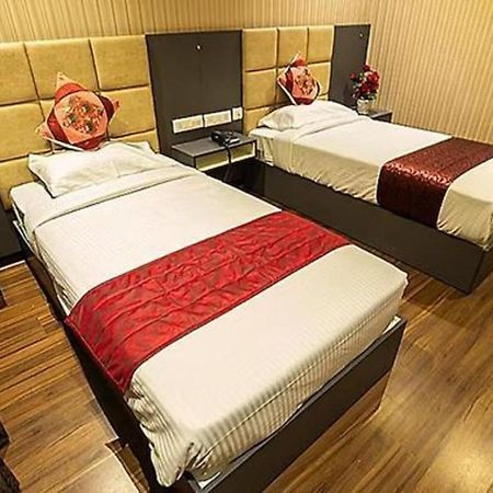 Fabhotel Prime Grand Seasons Bangalore Bagian luar foto